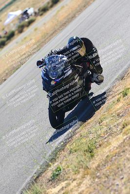 media/Oct-15-2023-TrackXperience (Sun) [[85198ff50b]]/Group 2/session 4 turn 3/